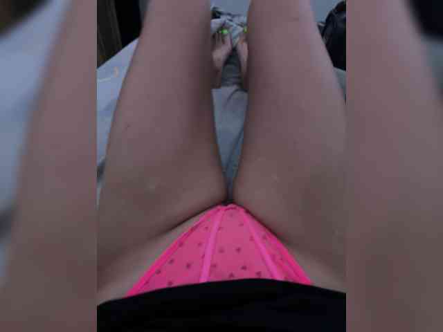 Kamilla34 webcam