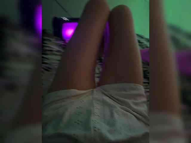 Kamilla34 webcam