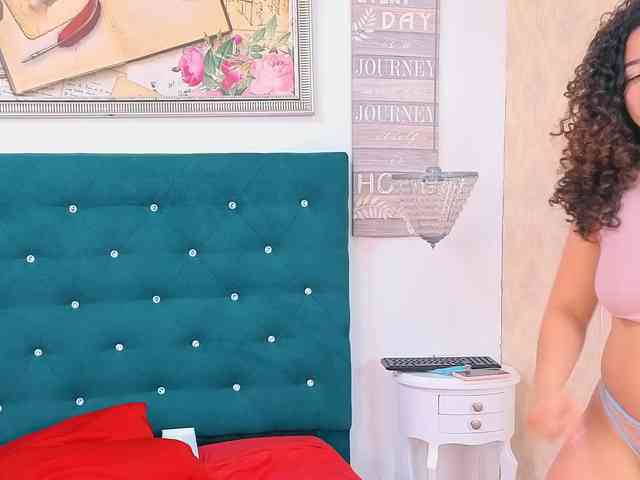 meganrousx webcam