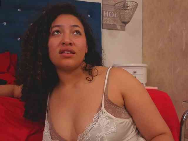 Модель: meganrousx