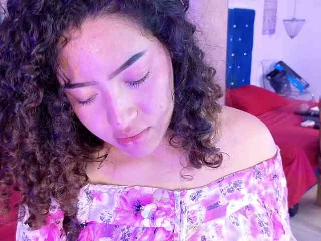 meganrousx webcam