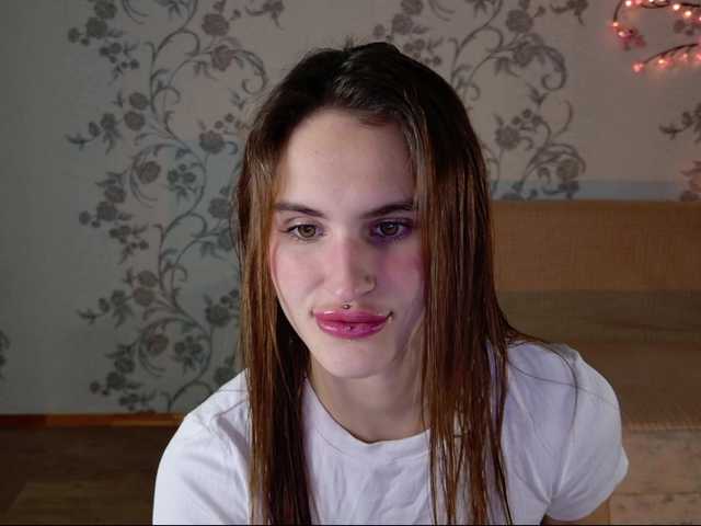 Felicia-Lav live cam on BongaCams
