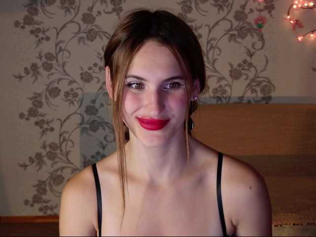 Felicia-Lav live cam on BongaCams