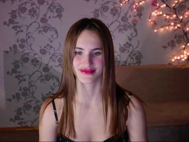 Felicia-Lav live cam on BongaCams