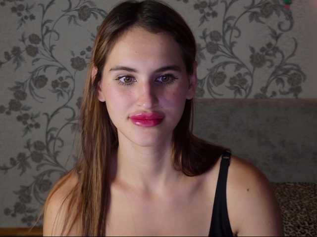 Felicia-Lav live cam on BongaCams