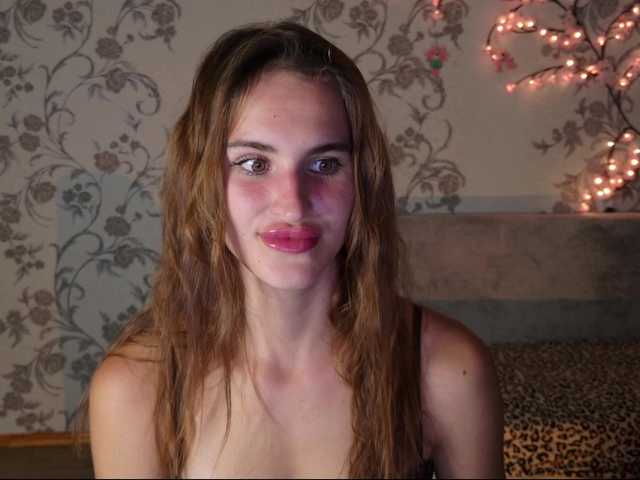 Felicia-Lav live cam on BongaCams