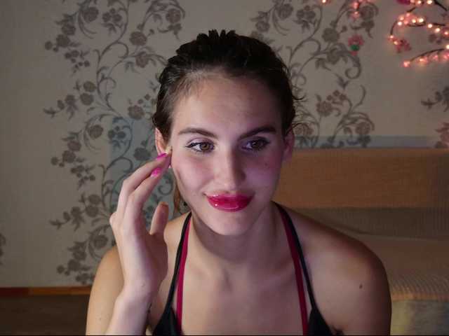 Felicia-Lav live cam on BongaCams