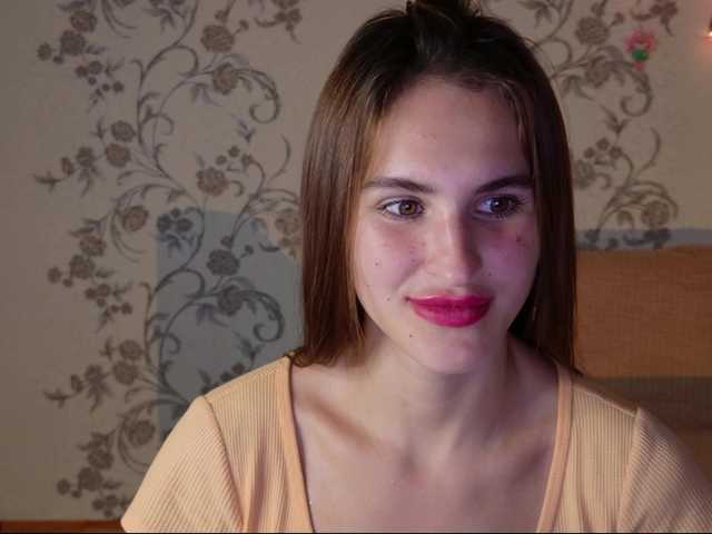 Felicia-Lav live cam on BongaCams