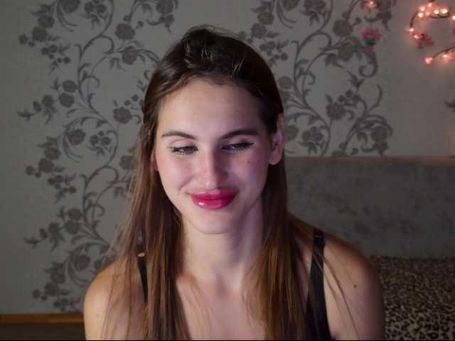 Felicia-Lav live cam on BongaCams