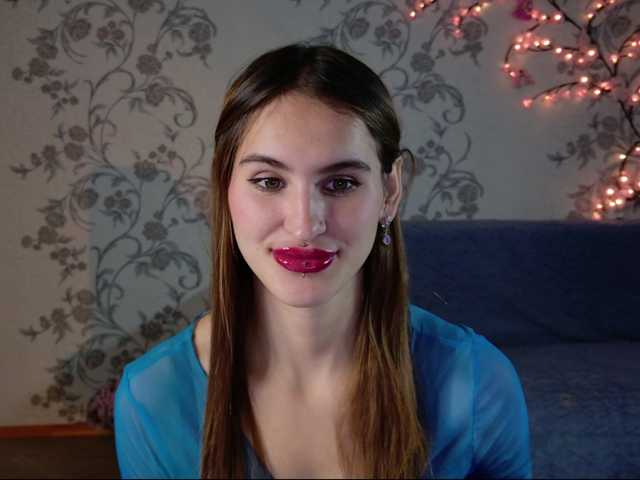 Felicia-Lav live cam on BongaCams