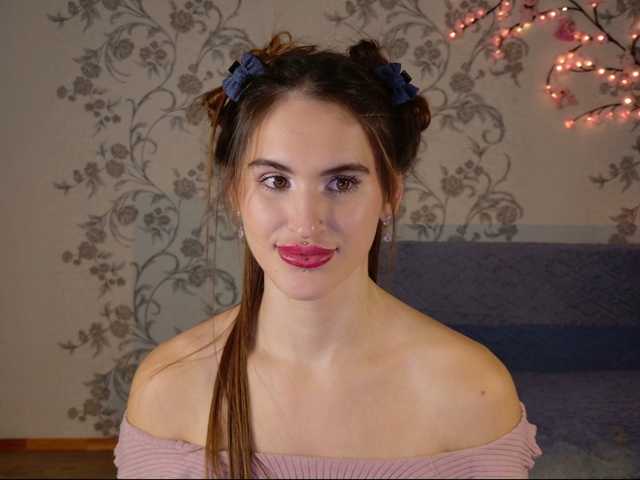 Felicia-Lav live cam on BongaCams