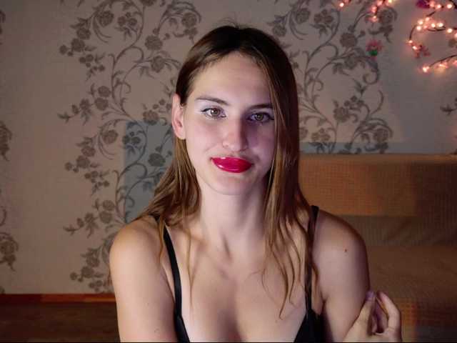 Felicia-Lav live cam on BongaCams