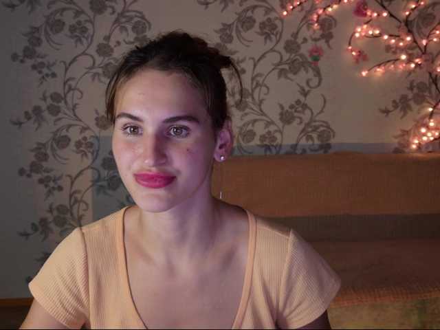 Felicia-Lav live cam on BongaCams