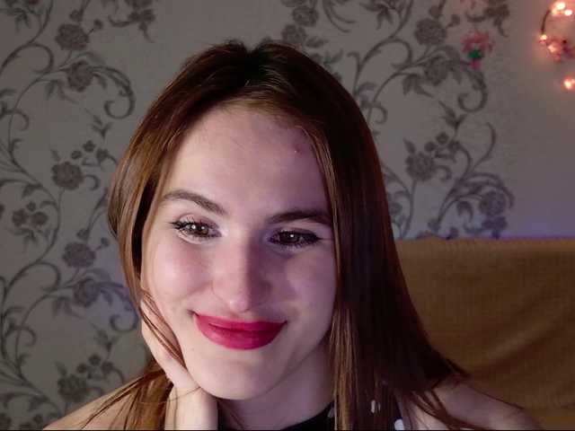 Felicia-Lav's BongaCams show and profile