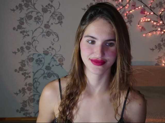 Felicia-Lav live cam on BongaCams