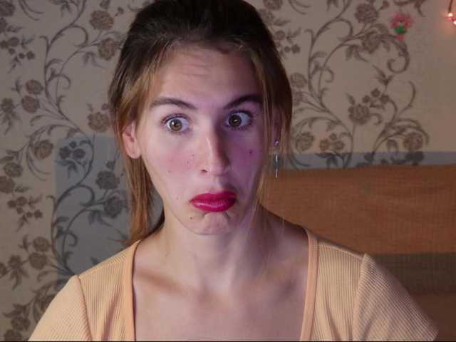 Felicia-Lav live cam on BongaCams
