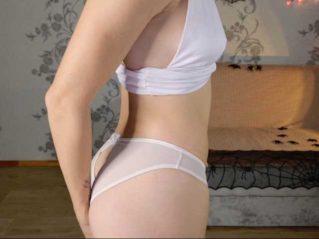Felicia-Lav live cam on BongaCams