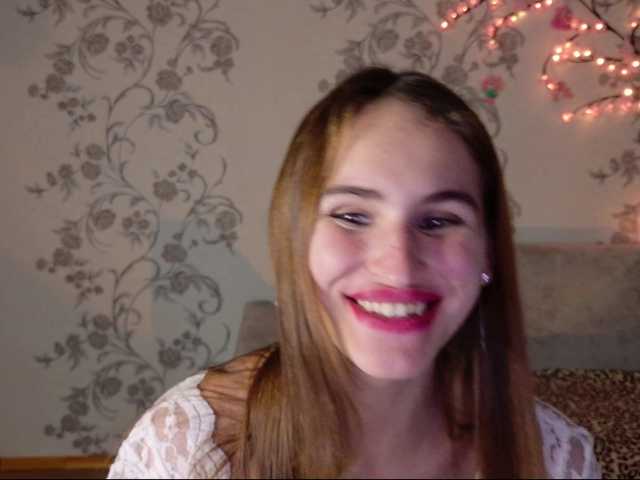 Felicia-Lav live cam on BongaCams