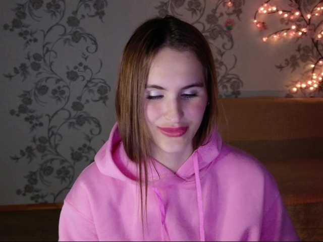 Felicia-Lav live cam on BongaCams