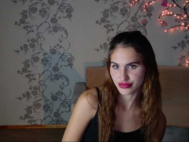 Felicia-Lav live cam on BongaCams