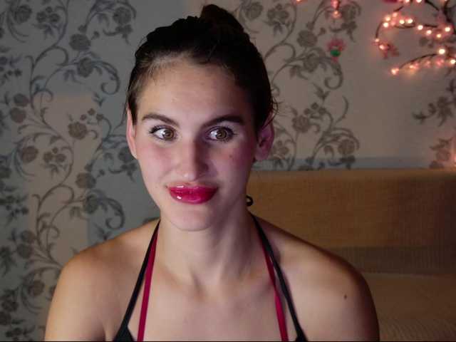 Felicia-Lav live cam on BongaCams