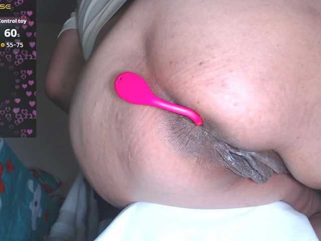 HotMilfSquirt, live now on BongaCams