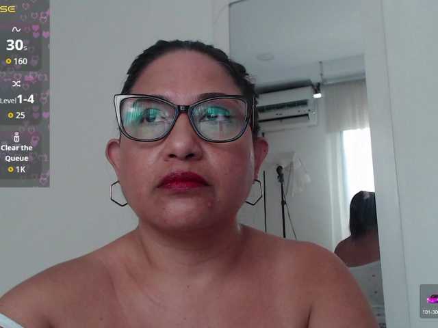 HotMilfSquirt