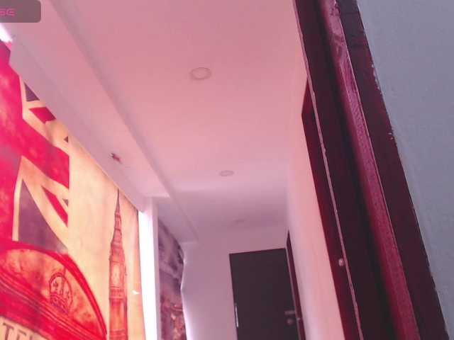 HotMilfSquirt's BongaCams show and profile