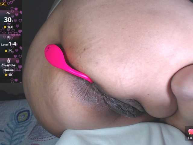 HotMilfSquirt