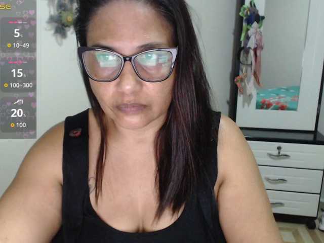 HotMilfSquirt