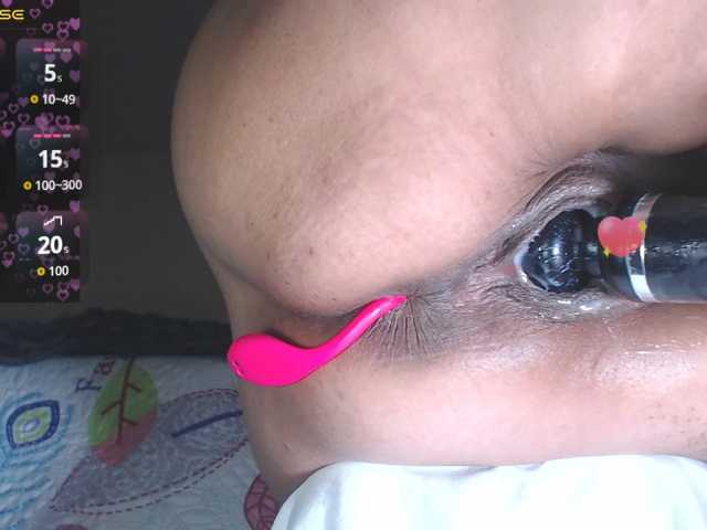 HotMilfSquirt
