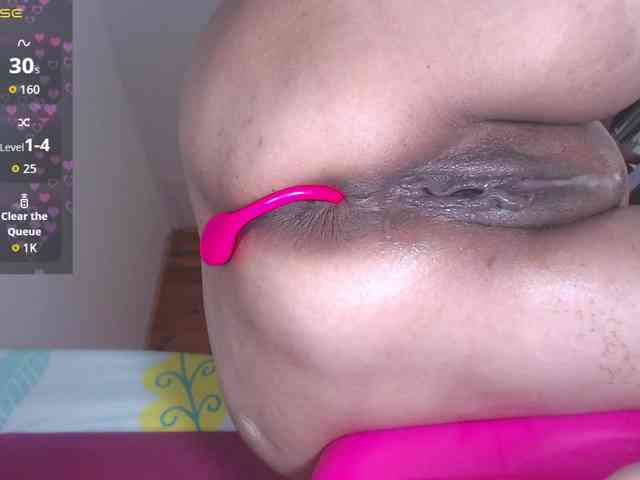 HotMilfSquirt HotMilfSquirt