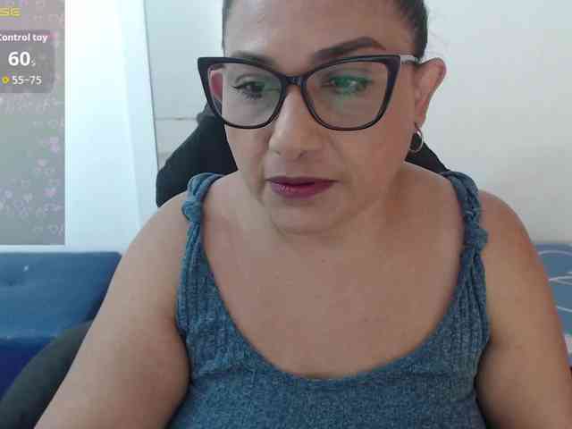 HotMilfSquirt