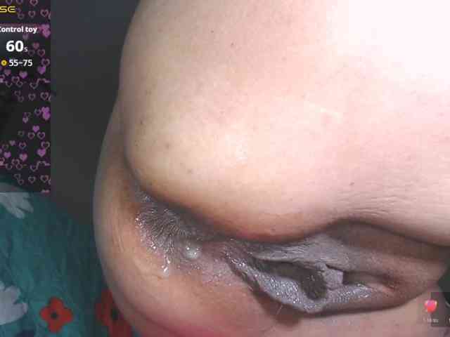 HotMilfSquirt HotMilfSquirt