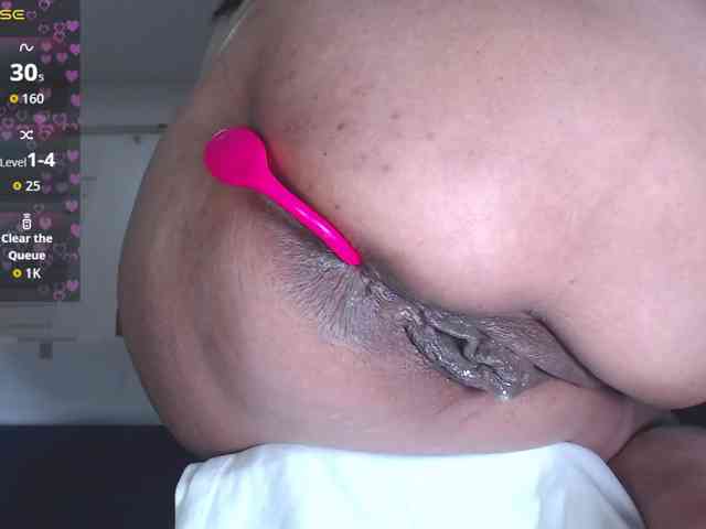 HotMilfSquirt