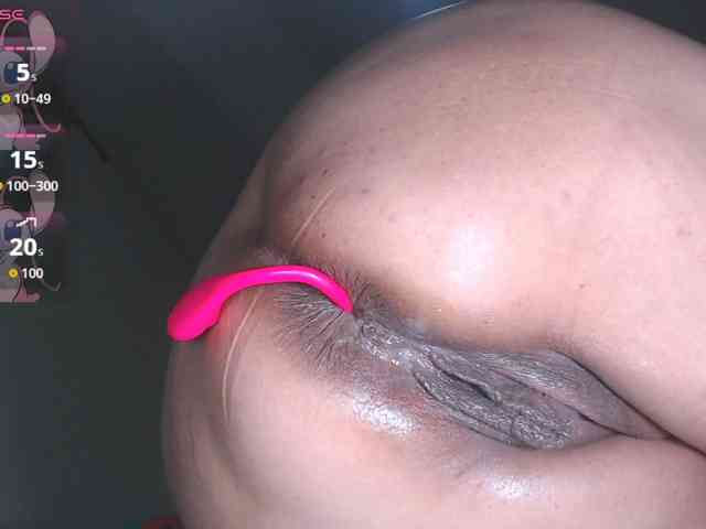 HotMilfSquirt