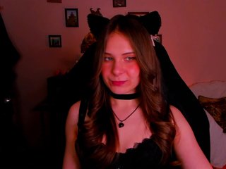 LanaSensitive Porn Show