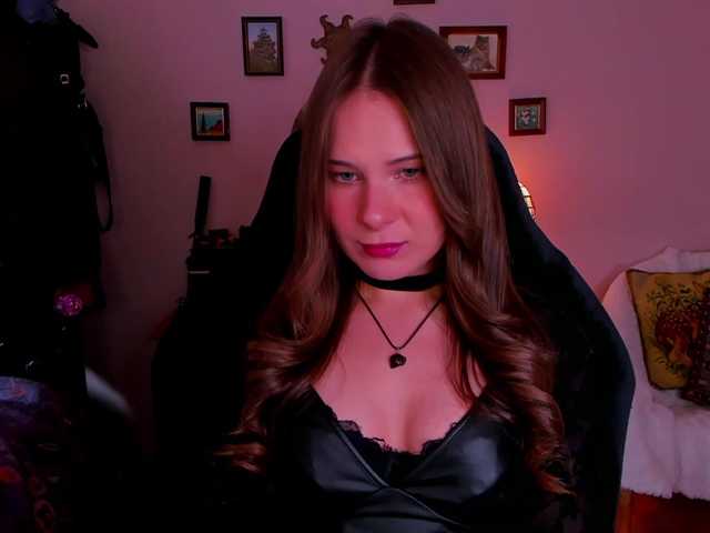 LanaSensitive live cam on BongaCams