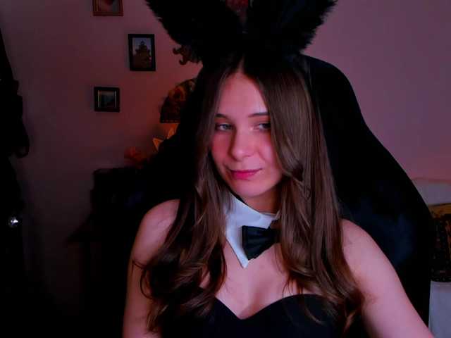 LanaSensitive live cam