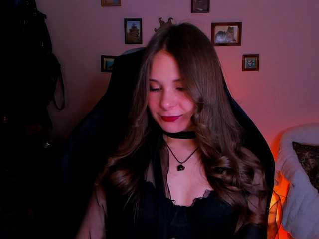 LanaSensitive live cam on BongaCams