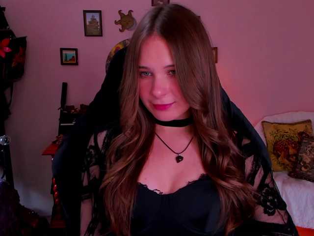 LanaSensitive live cam on BongaCams