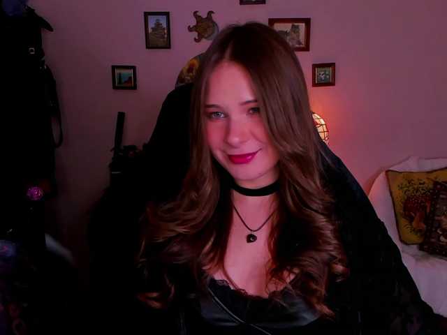 LanaSensitive live cam on BongaCams