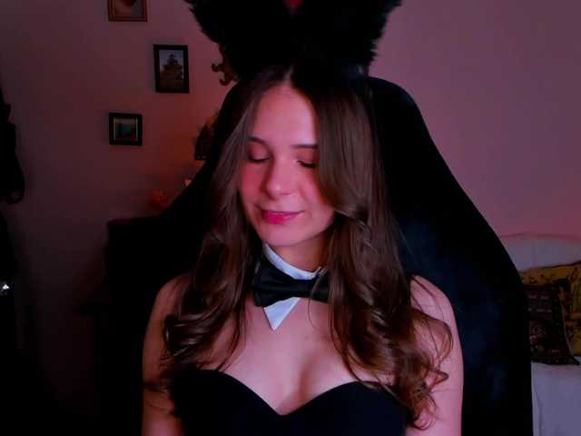 LanaSensitive live cam on BongaCams