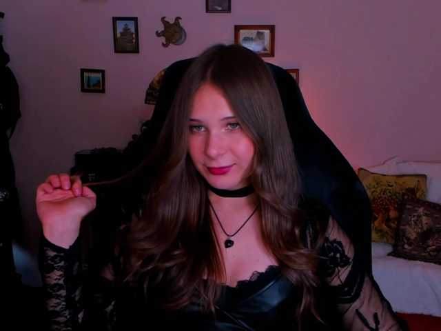 LanaSensitive live cam on BongaCams