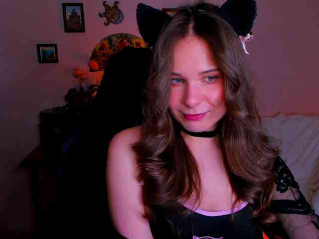 LanaSensitive webcam