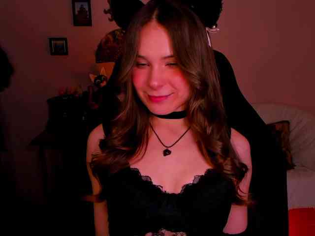 LanaSensitive webcam
