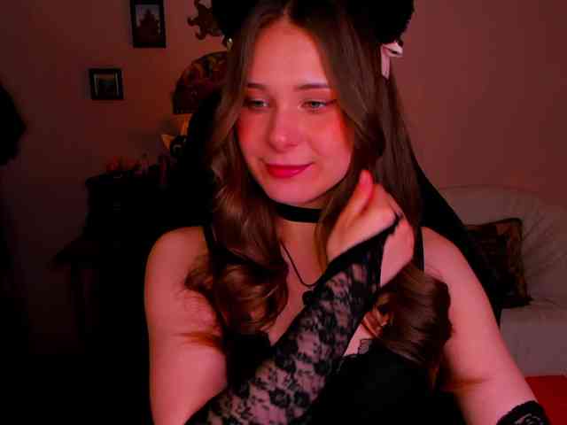 LanaSensitive webcam