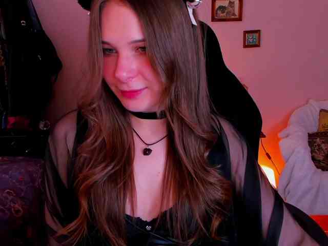 LanaSensitive webcam