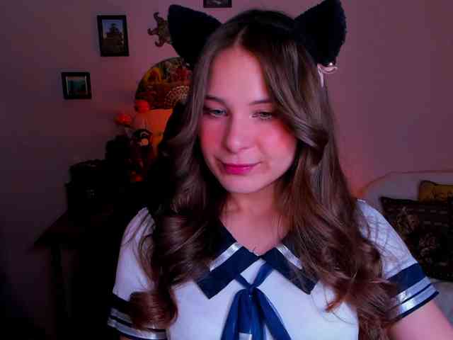 LanaSensitive webcam