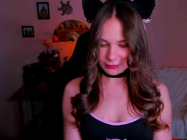 LanaSensitive webcam